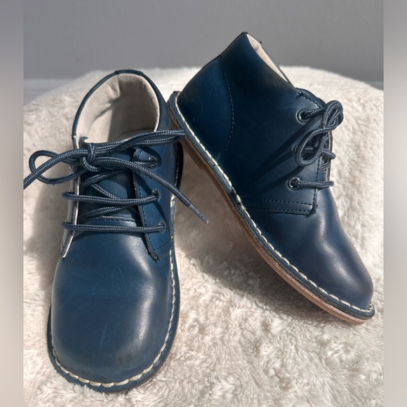 L’Amour Size 13 Navy Logan lace up mid-top shoe - Picture 2 of 8